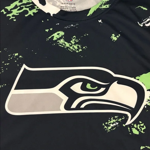 NWT [NFL] Seattle Seahawks NFL Splattered Paint  Performance Shirt Youth L 14/16 - Picture 7 of 13